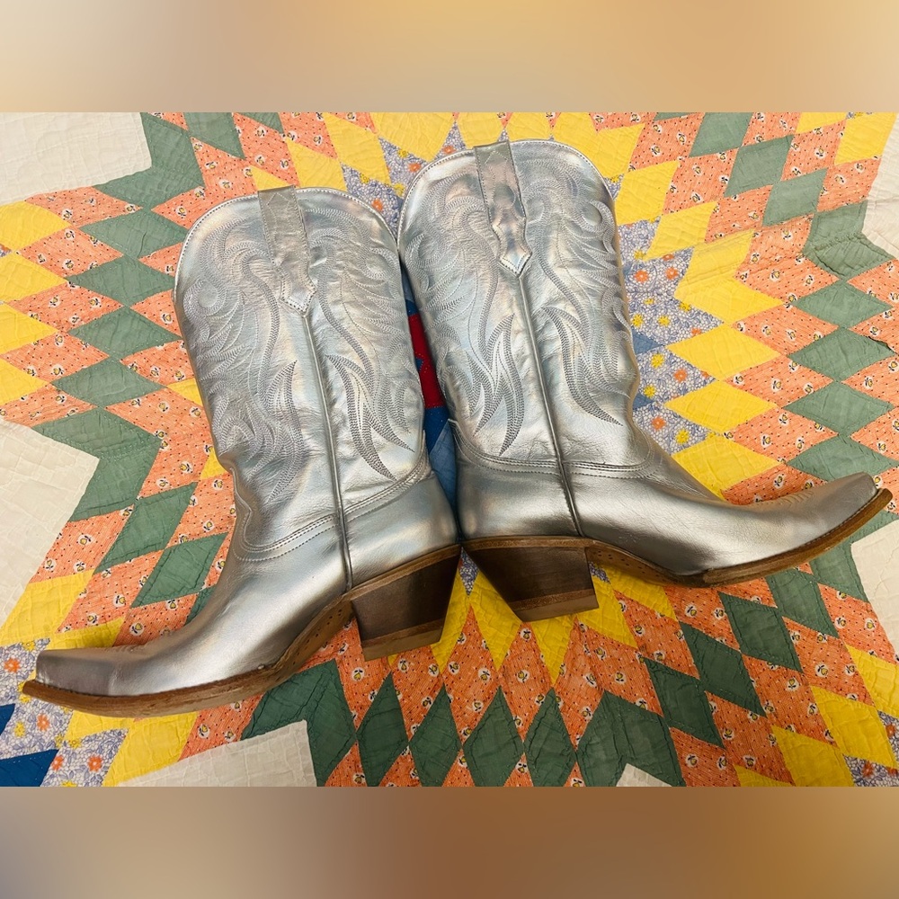 Silver Idyllwind Western Cowboy Boots Boho Festival Party Holiday Sz 10